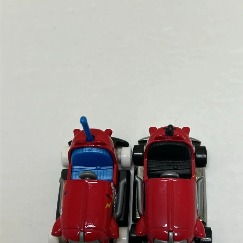 Hotwheels Bumper Cars - Picture 5 of 7